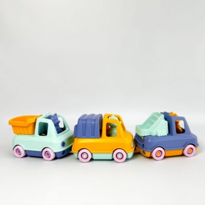 le-jouet-simple-jouet-made-in-france-plastique-recycle-coffret-trio-camions-benne-pompier-poubelle